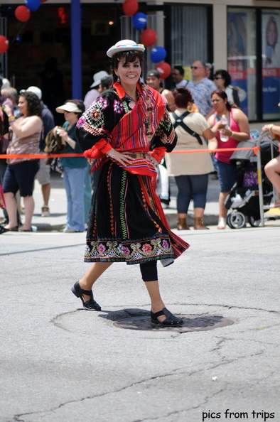 carnaval dancer2010d14c325.jpg